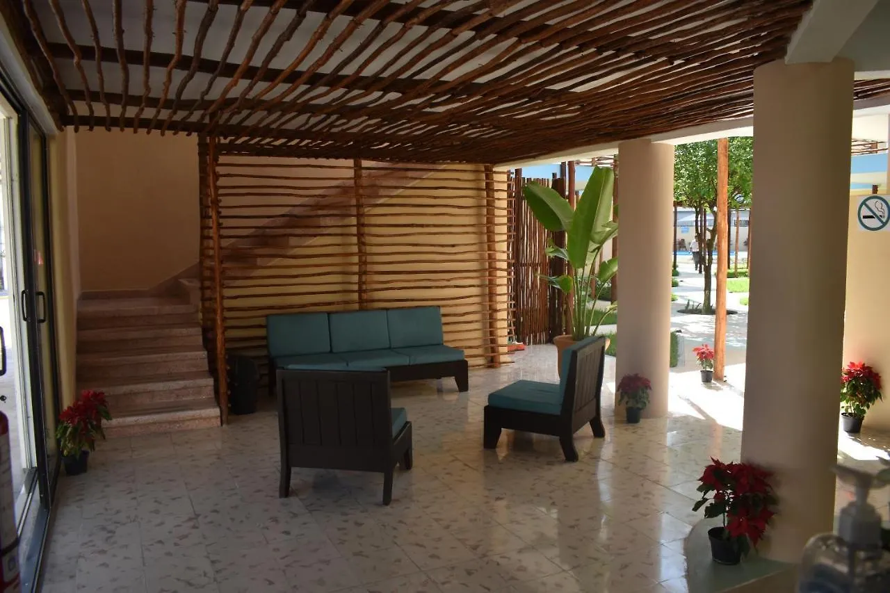 Hotel Luna Azul By Uvas Cozumel