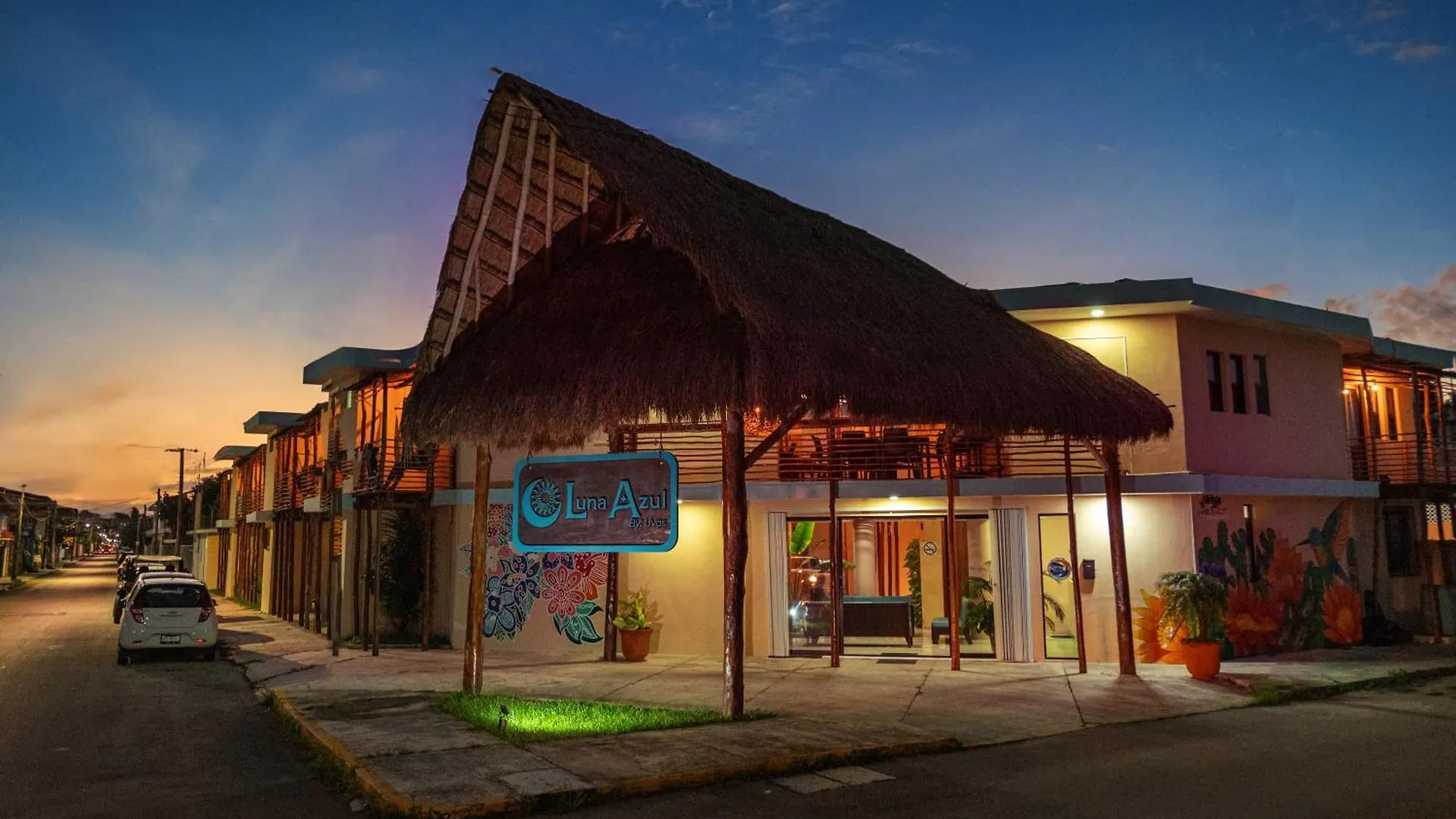 Luna Azul By Uvas Cozumel